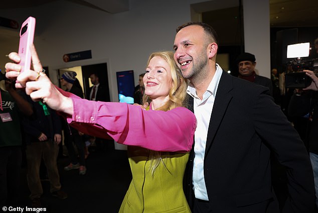 Daniel Hannan: Qué nuevo mundo tan aterrador (y tóxico) acaba de despertar Gran Bretaña. Los verdes son veneno…