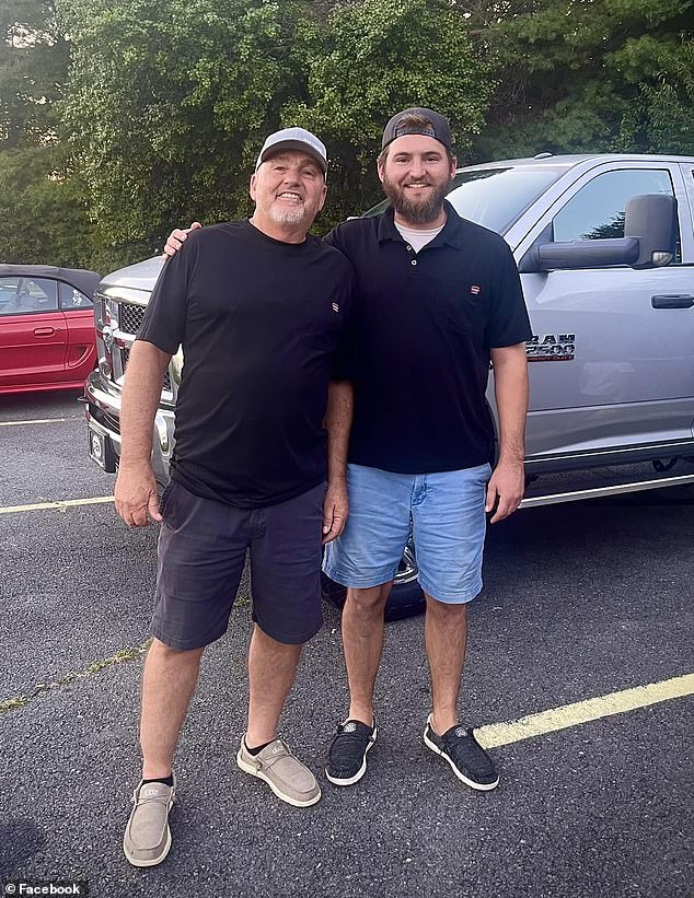 El hijo de una madre de Carolina que se alejó de su familia hace dos décadas a los nueve años cuenta por qué está mejor sin este ‘desconocido’ en su vida