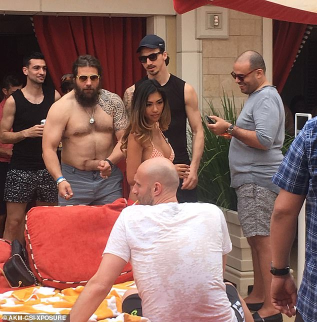 ‘Soy conocido como el tipo que fue a Las Vegas con Zlatan y todo eso’: el héroe más emblemático del rugby, Martin Castrogiovanni, sobre su legado, su vida como estrella de reality y por qué Italia podría sorprender a Inglaterra