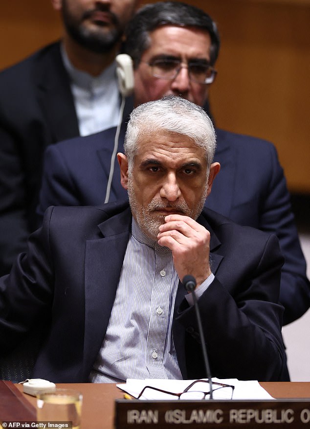 Irán dice que Estados Unidos tiene “una palabra” en medio de tensiones entre delegados en reunión de emergencia del Consejo de Seguridad de la ONU