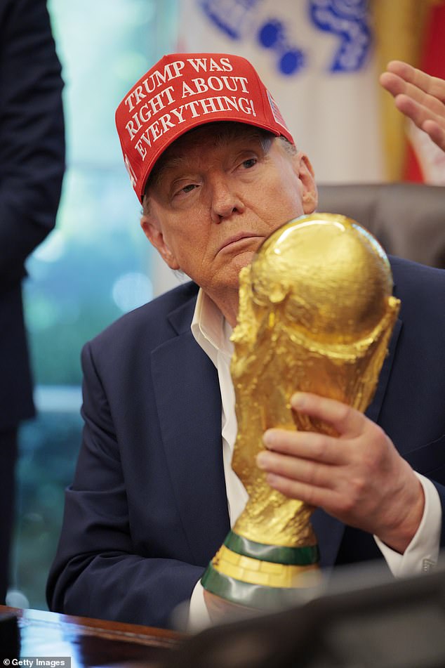 El jefe del fútbol iraní emite un duro veredicto sobre la Copa Mundial de Estados Unidos mientras Donald Trump revela su calendario de campaña militar