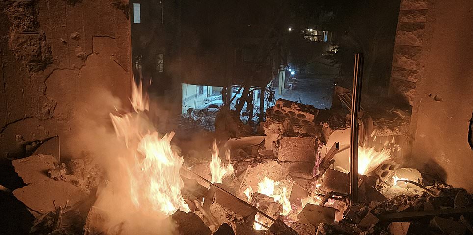 Irán rechaza el ultimátum de Trump y lanza nuevos ataques mientras el conflicto se extiende por Medio Oriente: actualizaciones en vivo