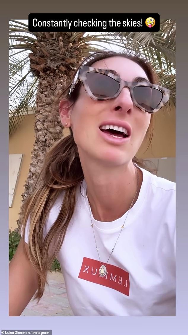 Louisa Zisman dice que está “constantemente comprobando el cielo” mientras Sam Gowland intenta huir del país después de poner a la venta su villa de £ 2 millones en medio de ataques con misiles iraníes en Dubai.