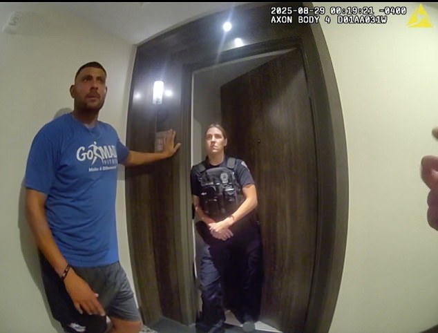 Imágenes de Bodycam muestran que el entrenador de los Dolphins culpa a las WAG ‘desagradables’ por la discusión que llevó a la ‘asfixia’ de su nueva novia