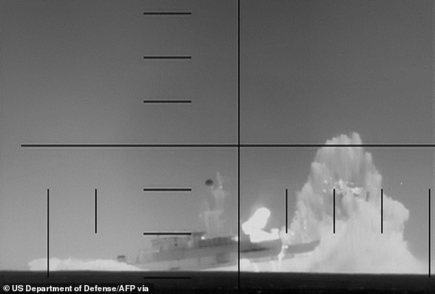 Albanese confirmó que tres tripulantes australianos estaban a bordo del submarino estadounidense que hundió el buque de guerra iraní.