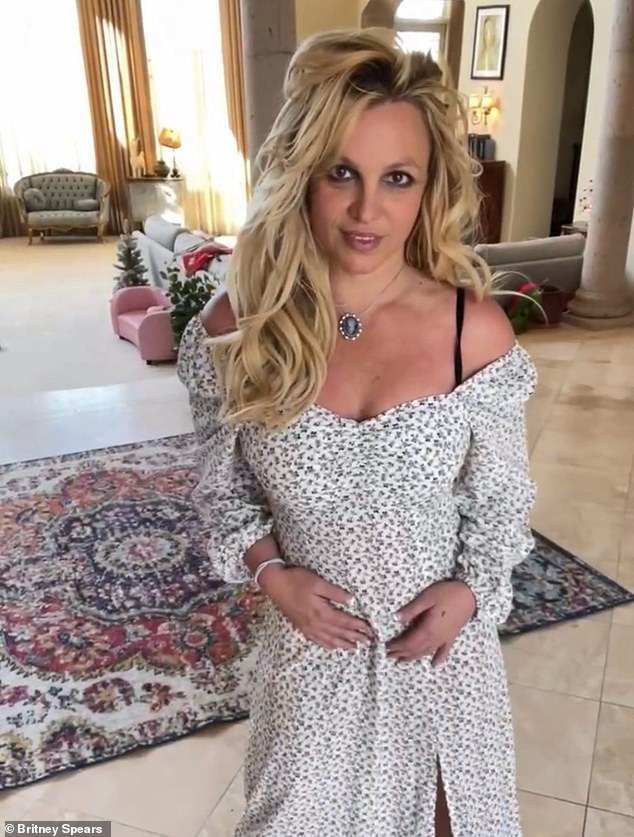 Britney Spears arrestada por DUI culpa a un incidente ‘completamente imperdonable’, y los asediados seres queridos de la estrella le ruegan por un ‘cambio muy esperado’