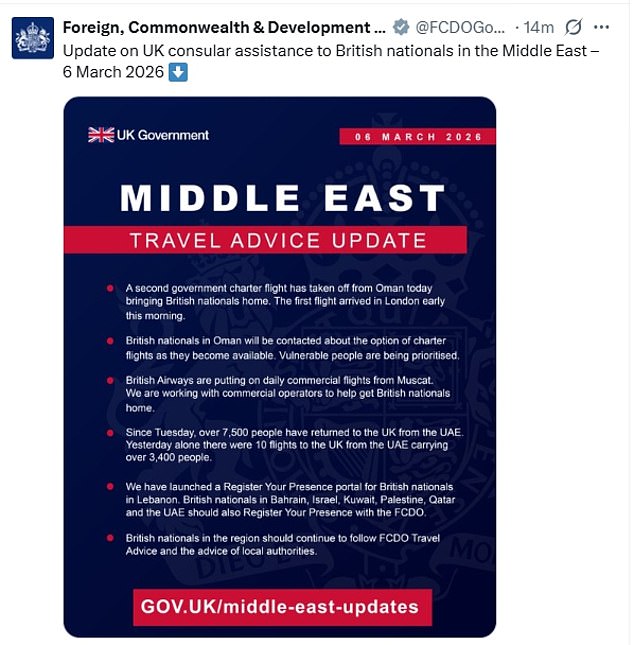 El segundo vuelo de repatriación del Reino Unido sale de Omán mientras los británicos se apresuran a huir de Oriente Medio