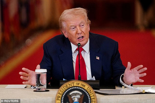 Trump “considera seriamente” tropas en Irán y dice que sólo la “rendición incondicional” pondrá fin a la guerra