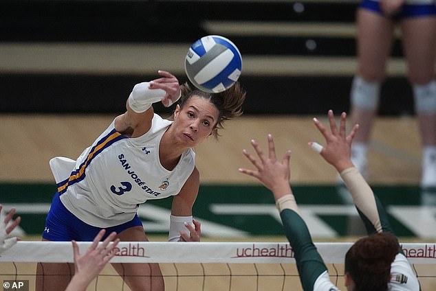 Dos universidades estadounidenses demandan al gobierno federal por su investigación sobre el escándalo del voleibol transgénero