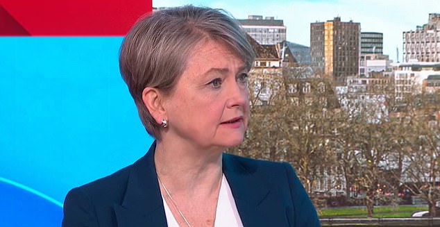 ‘La diplomacia a través de las redes sociales no es nuestro estilo’: el Ministro de Trabajo Cooper responde a Trump por su último ataque en línea contra la guerra contra Irán y desestima el ataque de Blair al Primer Ministro