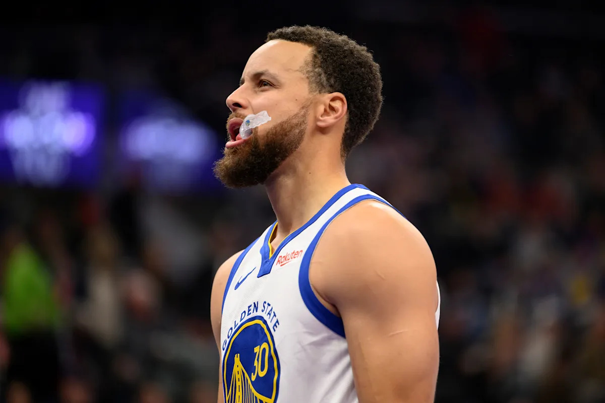 La lesión de rodilla de Stephen Curry no se considera grave después de la salida anticipada contra los Pistons, dice Steve Kerr