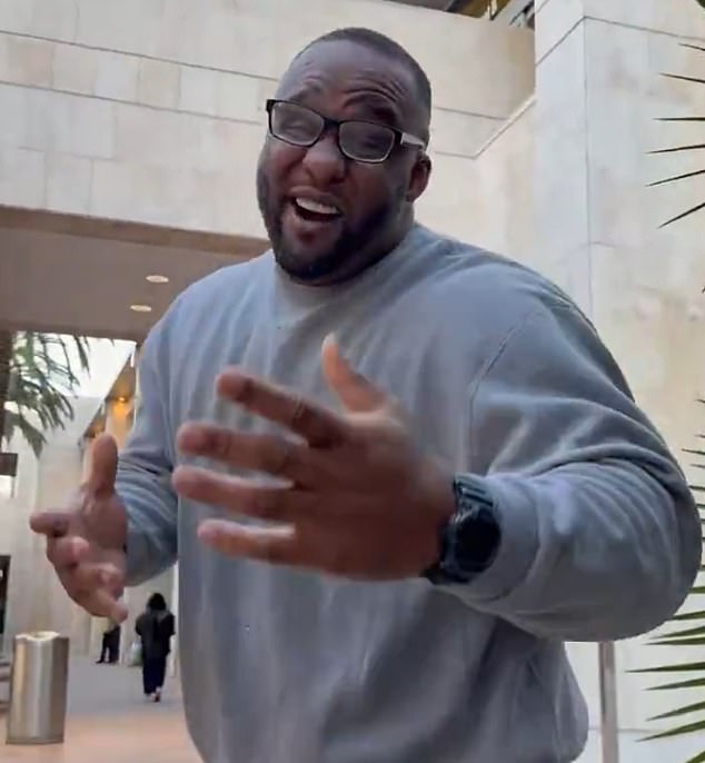 El campeón de la NBA Glen ‘Big Baby’ Davis sale libre con un fuerte mensaje para la policía después de una sentencia de 40 meses por fraude