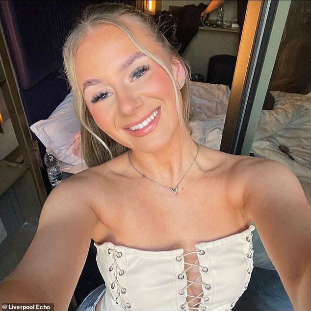 Madre británica exige que la policía estadounidense reabra el caso después de que su exmarido le disparara a su hija en el corazón