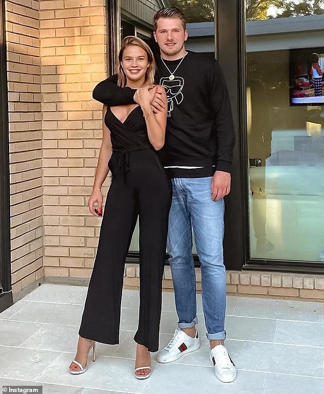 107183679-15666563-Doncic_27_and_Slovenian_influencer_Anamaria_Goltes_28_were_engag-m-29_1774061261687.jpg