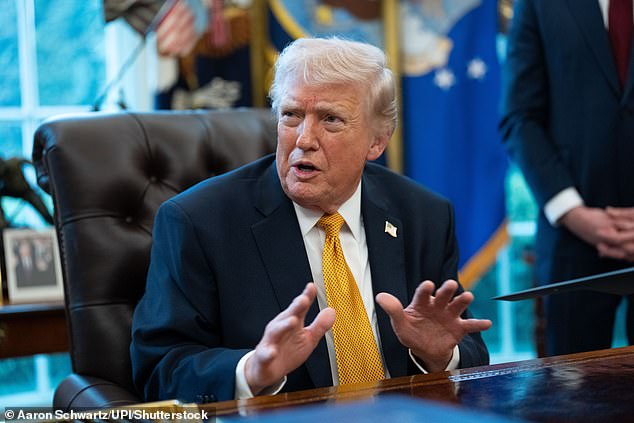 ‘Irán ahora tiene las cartas’: Trump expuesto mientras los aliados rechazan el plan de Ormuz y crecen los temores de una táctica desesperada