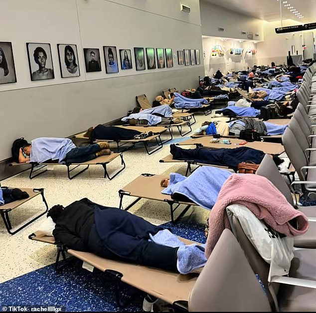 La actual escasez de personal de la TSA y una terrible tormenta primaveral sumieron a dos enormes aeropuertos en un infierno para los viajes.