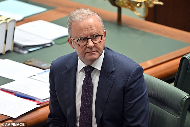 Los récords de inmigración se rompieron cuando Australia acogió a un número sin precedentes de extranjeros.