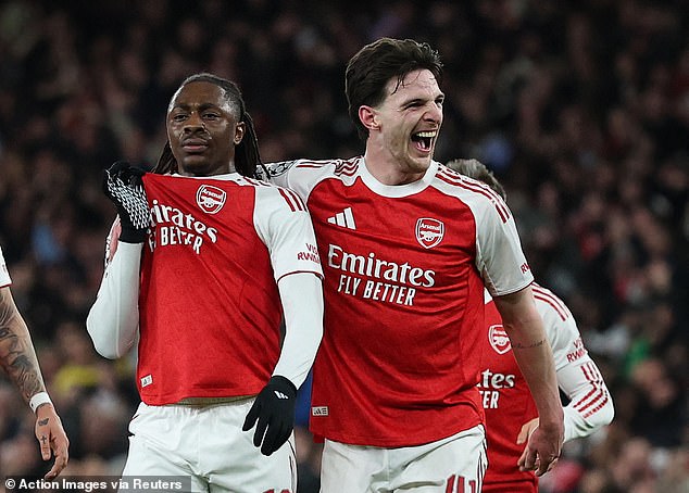 Elementos de su juego Eberechi Eze del Arsenal ha mejorado para complacer a Mikel Arteta, la forma en que ha respondido a la “pura retroalimentación” del entrenador y cómo Declan Rice cree que pueden sacar aún más provecho del enérgico mediocampista.