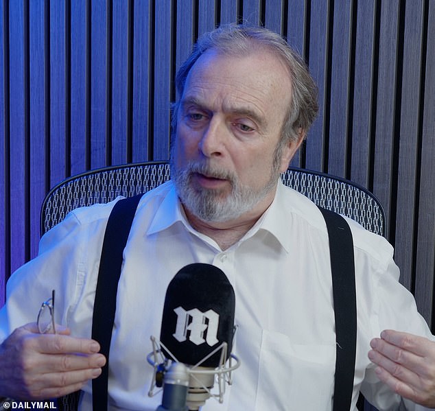 ¡Gran Bretaña debería construir su propia bomba! Peter Hitchens defiende el plan de Ed Davey para la disuasión nuclear de los EE.UU. de Trump