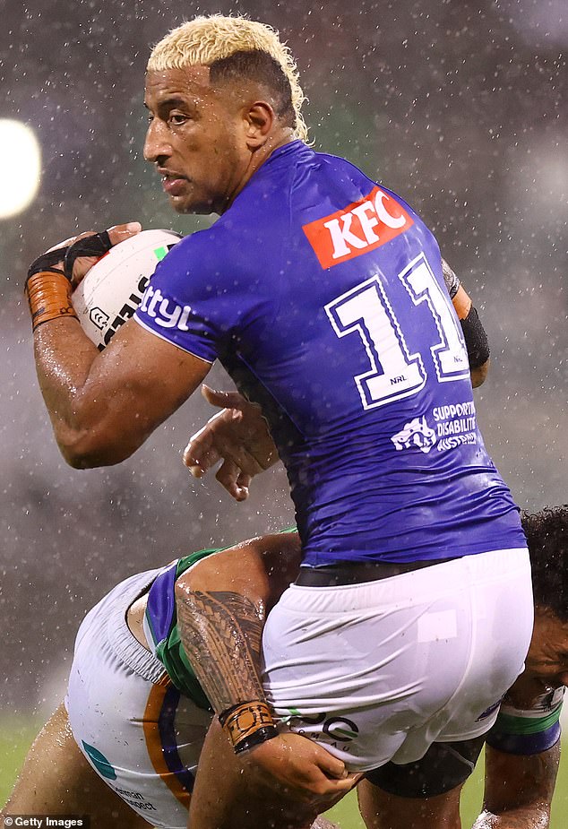 Un divertido error de una estrella del fútbol aterrorizada dejó a Danika Mason en shock