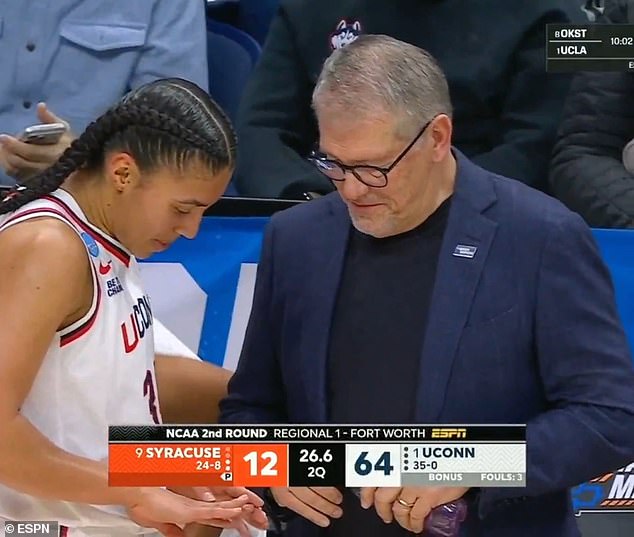 Azzi Fudd de UConn perdió 34 en Syracuse durante la explosión de March Madness después de un consejo de manicura del entrenador Geno Auriemma