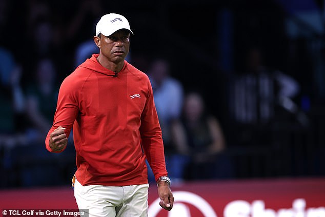Tiger Woods hace un sensacional regreso al golf profesional después de perderse todo 2025 debido a una serie de lesiones