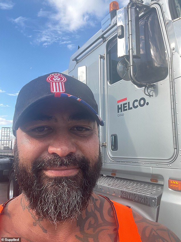 Un camionero australiano se ha quedado varado en el Outback por segunda vez en cuestión de días después de que se vaciara una estación de servicio en medio de la crisis de combustible.