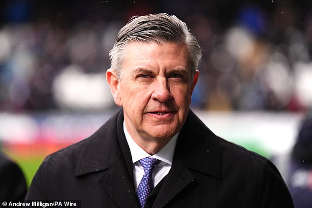 El dinero no garantiza el éxito, pregúntenle al Celtic… Los Rangers parecen estar bien preparados para la nueva temporada gracias a una emisión de acciones de £16 millones, pero sus rivales han demostrado que lo que importa no es el tamaño del fondo de efectivo, sino cómo se usa.