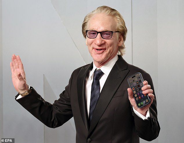 El sorprendente cambio de rumbo de Bill Maher después de que la Casa Blanca negara haber ganado el prestigioso premio Kennedy lo calificó de “noticia falsa”