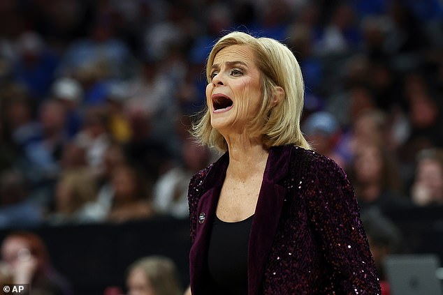 La leyenda del baloncesto Kim Mulkey revela planes para retirarse luego de la desgarradora derrota en March Madness