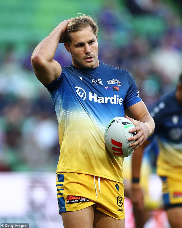 La estrella del fútbol presenta una demanda millonaria acusando a la policía de casi arruinar su carrera al mentir en juicios por violación