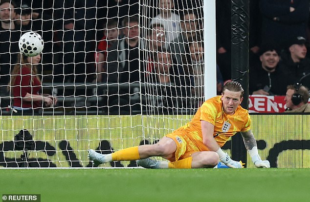 Inglaterra 0-1 Japón CLASIFICACIONES DE LOS JUGADORES: ¿Qué estrella tiene grandes preguntas sobre un lugar en la Copa del Mundo? ¿A quién le falta confianza y ritmo? ¿Y quién hizo enojar a Thomas Tuchel?