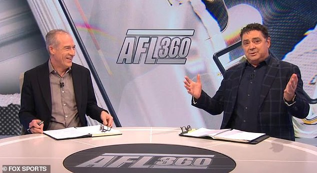 Desastre televisivo: leyenda del fútbol sorprendida llamando a una de las mujeres más poderosas de Australia ‘ministra del toro’