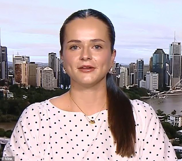 Mujer australiana alerta de emergencia después de que jóvenes escupieran en scooters eléctricos durante una carrera por la tarde