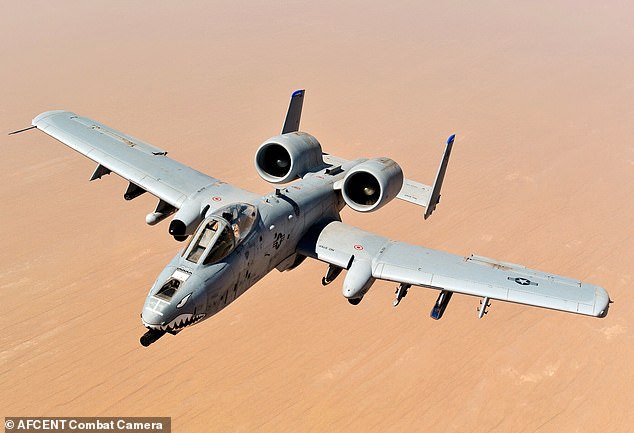 107645781-15704101-An_A_10_Warthog_combat_plane_crashed_in_the_Persian_Gulf_near_th-a-46_1775250725576.jpg