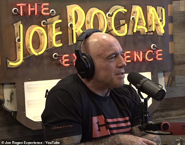 Joe Rogan acusado de ‘mentir’ sobre el asesinato de Charlie Kirk… pero insiste en que estaba sinceramente equivocado