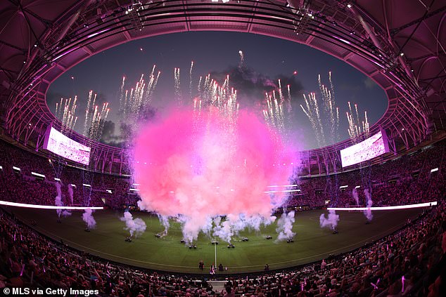 Lionel Messi hace historia mientras David Beckham celebra la inauguración del nuevo estadio de mil millones de dólares del Inter Miami