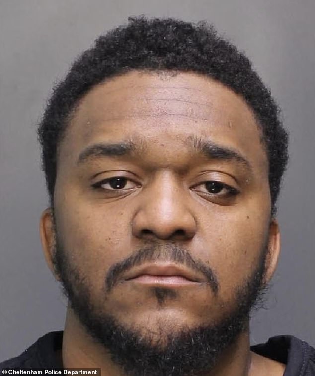 Un hombre de Pensilvania apuñaló a un empleado de Planet Fitness después de estar enojado por haber sido expulsado del gimnasio