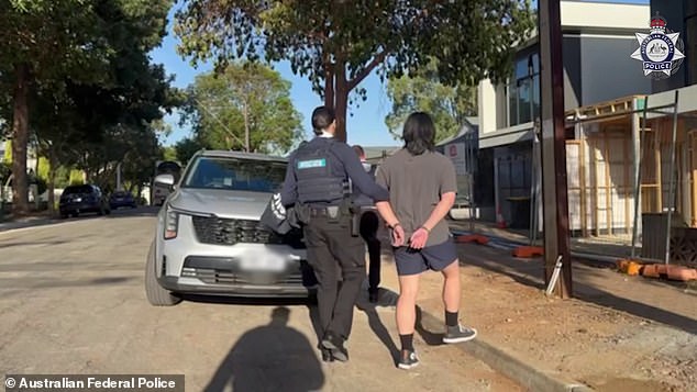 Australiano condenado a 20 años de prisión por luchar en Ucrania sin permiso