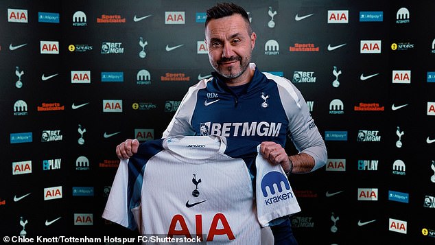 Tottenham confirma que Roberto De Zerbi son solo DOS miembros del equipo clave de los italianos que se unirán a la lucha del club para evitar el descenso.