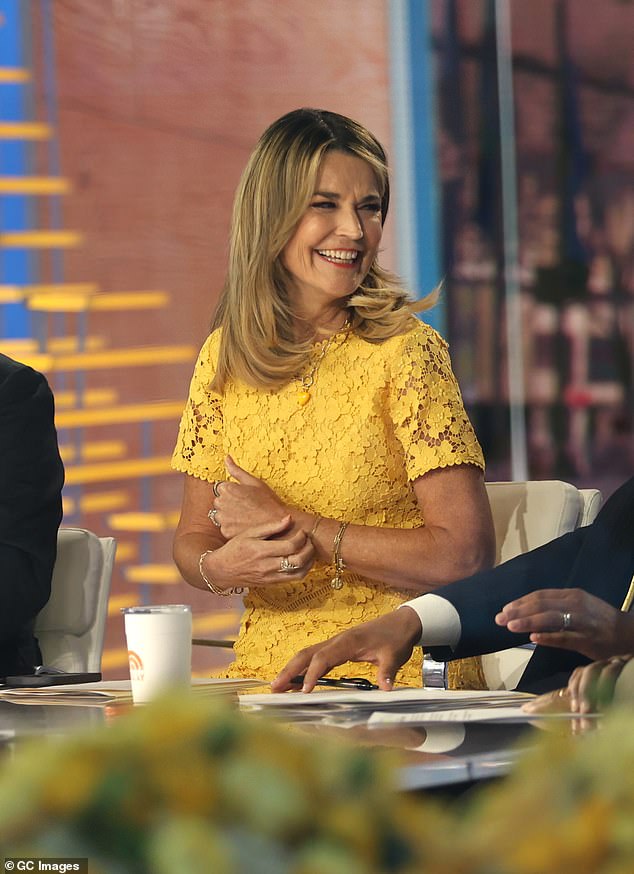 Detrás de las sonrisas, la verdad más aterradora sobre el regreso del programa Today de Savannah Guthrie: lágrimas, tensiones entre los copresentadores… y las tres palabras clave secretas de NBC que mejorarán su vida
