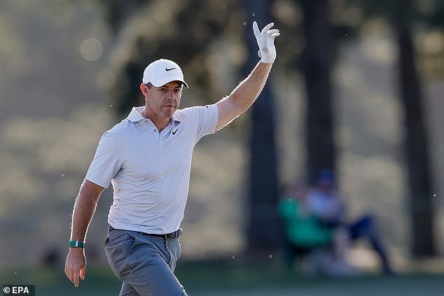 107809639-15724443-Rory_McIlroy_stormed_into_the_largest_halfway_lead_in_Masters_hi-a-16_1775914174392.jpg