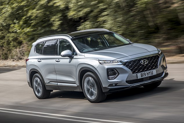 107840709-15726527-Hyundai_Santa_Fe_model_2024_2026_Hyundai_Santa_Fe_and_Hyundai_Sa-a-8_1776025197010.jpg