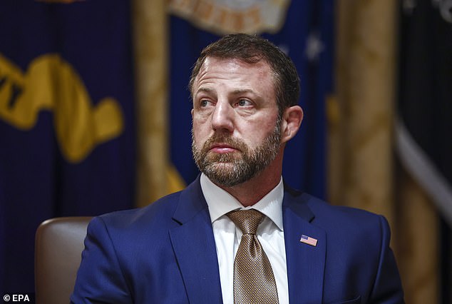 107946575-15739055-DHS_Secretary_Markwayne_Mullin_has_a_much_higher_approval_rating-a-104_1776564986217.jpg
