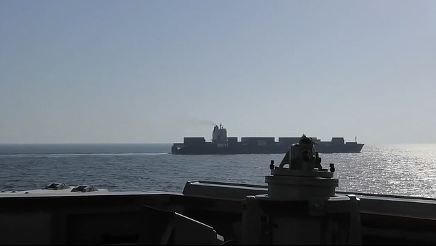 108006525-15747353-Iran_has_warned_the_US_it_will_soon_retaliate_after_the_US_Navy_-a-2_1776646077579.jpg