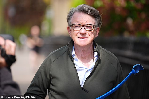 El Servicio Civil anuncia 10 nuevos oficiales de autorización de verificación: “Es un momento emocionante para unirse a UKSV” después del escándalo de Peter Mandelson