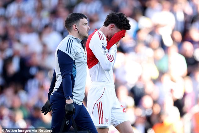 El deslucido ataque del Arsenal está flaqueando en el peor momento posible y su lucha por el título podría depender enteramente del estado físico de Kai Havertz, incluso con el regreso de Bukayo Saka, escribe ISAAN KHAN