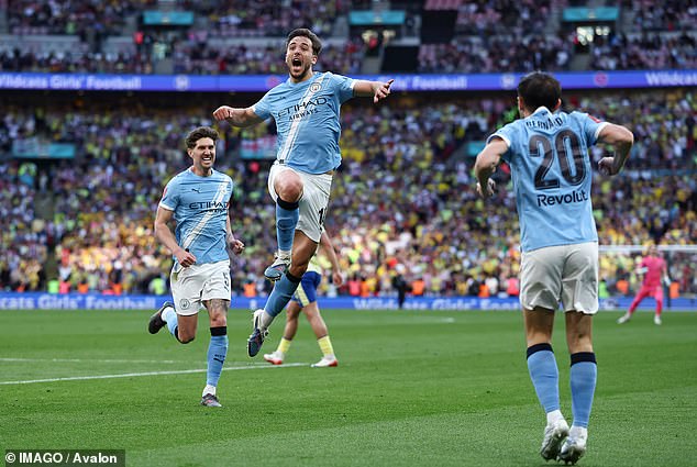 108187775-15768377-Manchester_City_to_beat_Southampton_in_Saturday_s_FA_Cup_semi_fi-a-1_1777286952034.jpg