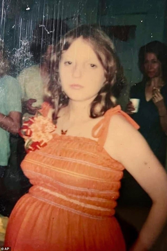 108204643-15770597-Roxanne_Sharp_16_was_found_murdered_and_raped_in_a_wooded_area_i-a-3_1777340403672.jpg