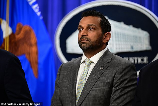 La verdadera razón por la que la Cena de Corresponsales de la Casa Blanca libró al presunto tirador Kash Patel de su escalofriante manifiesto sobre la lista de asesinatos